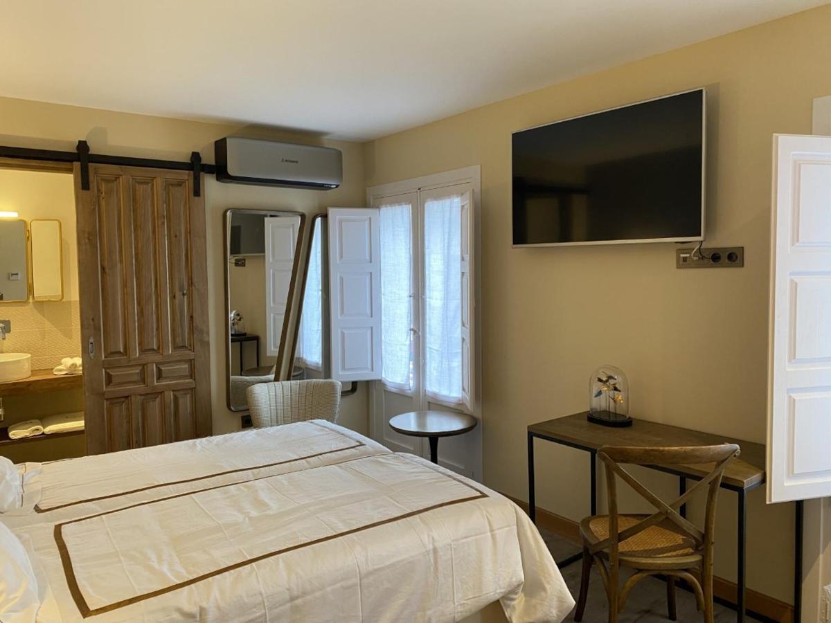 Hotel Boutique Casa Del Comendador Навалькарнеро Екстер'єр фото
